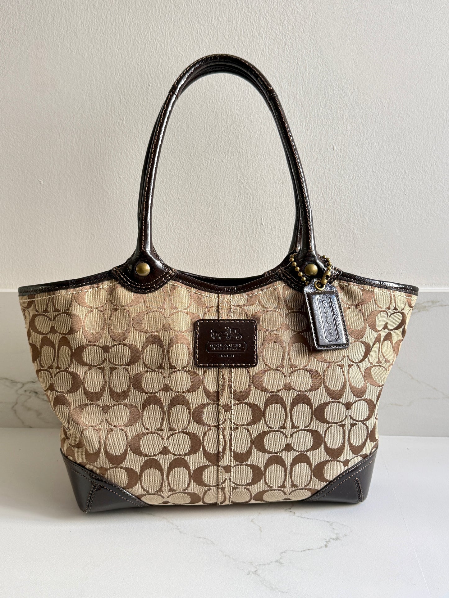 Super Rare Coach Signature Tote Shoulder Bag