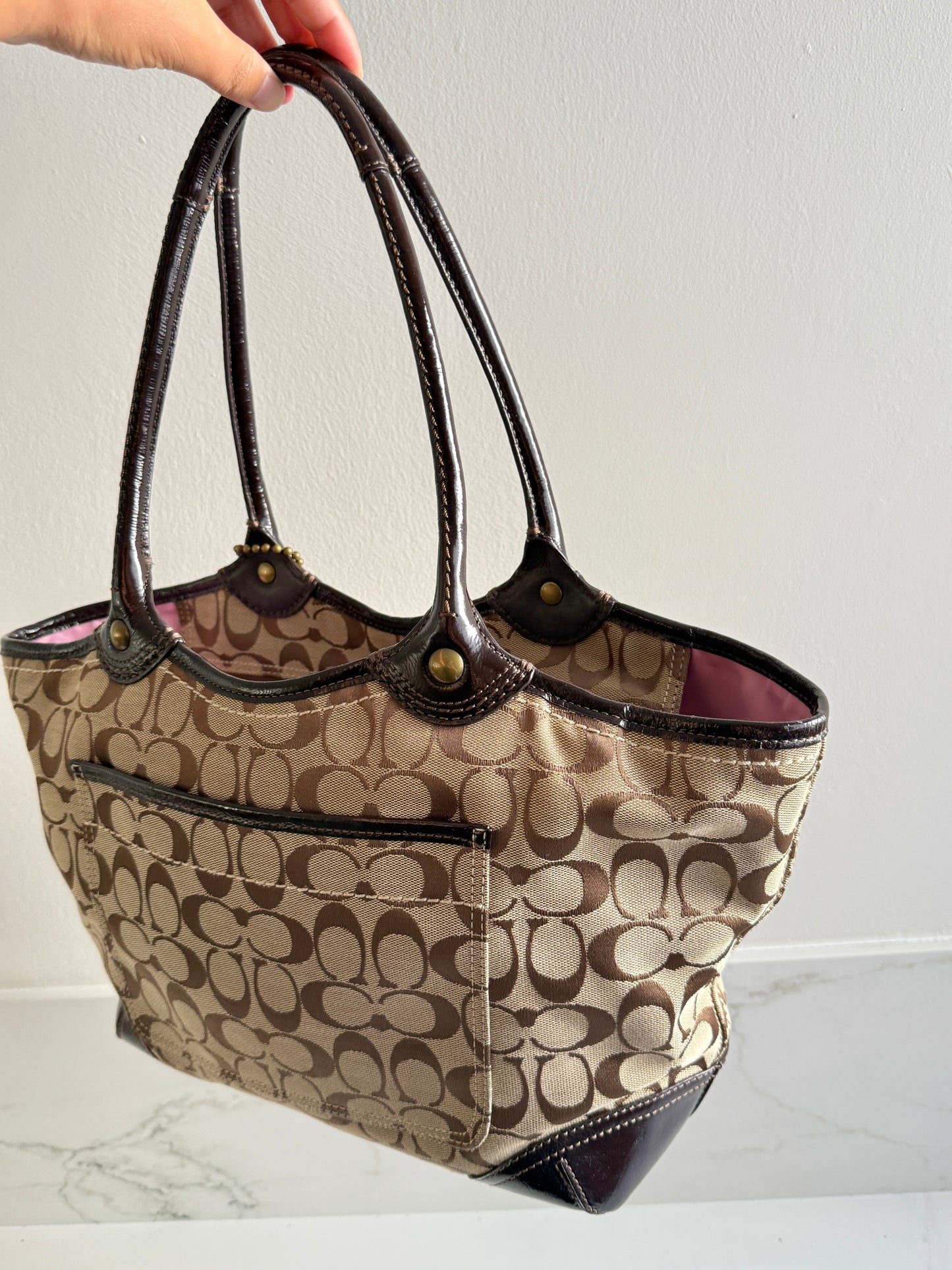 Super Rare Coach Signature Tote Shoulder Bag