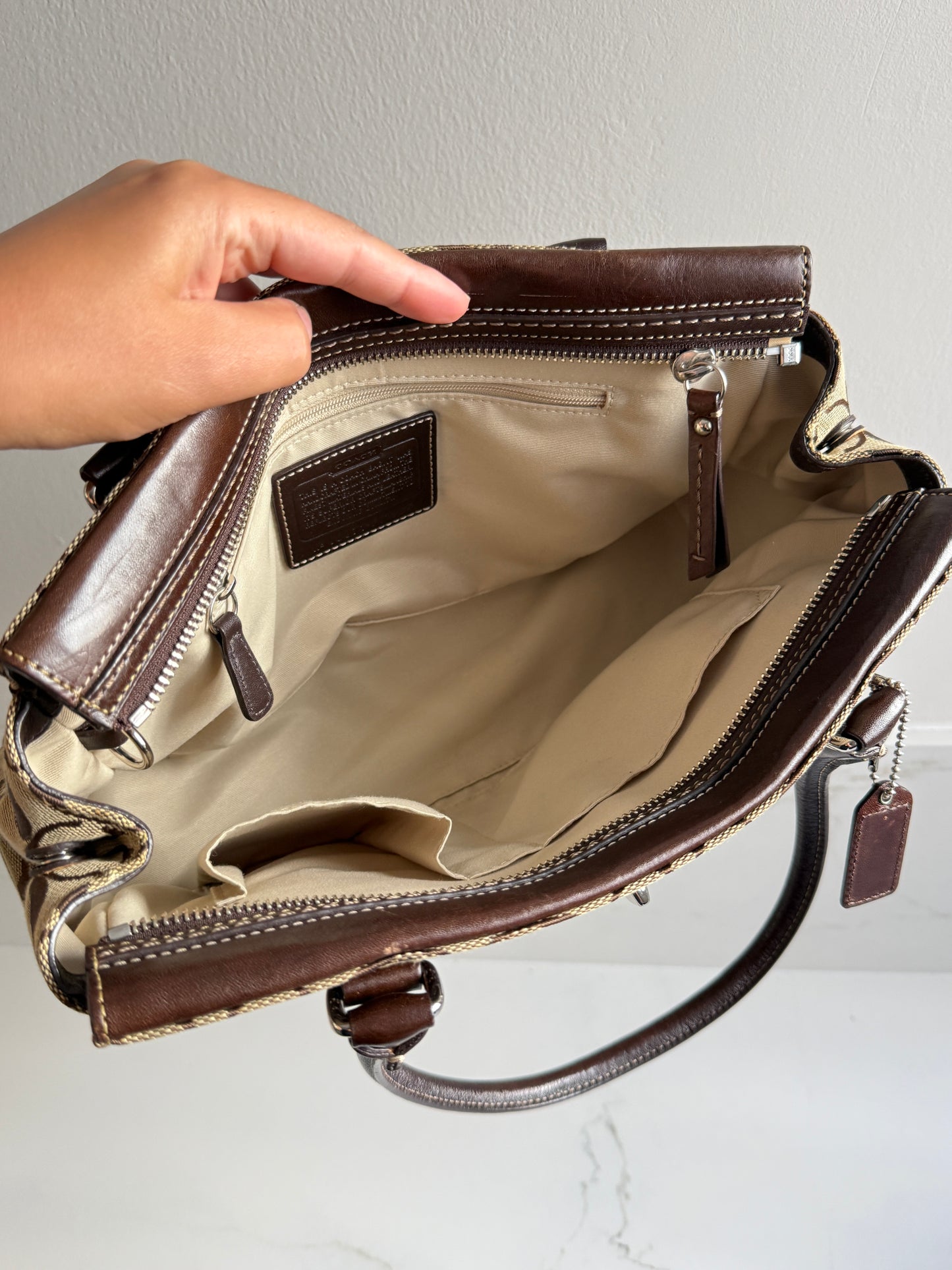 Rare Coach Hampton Signature Shoulder Bag