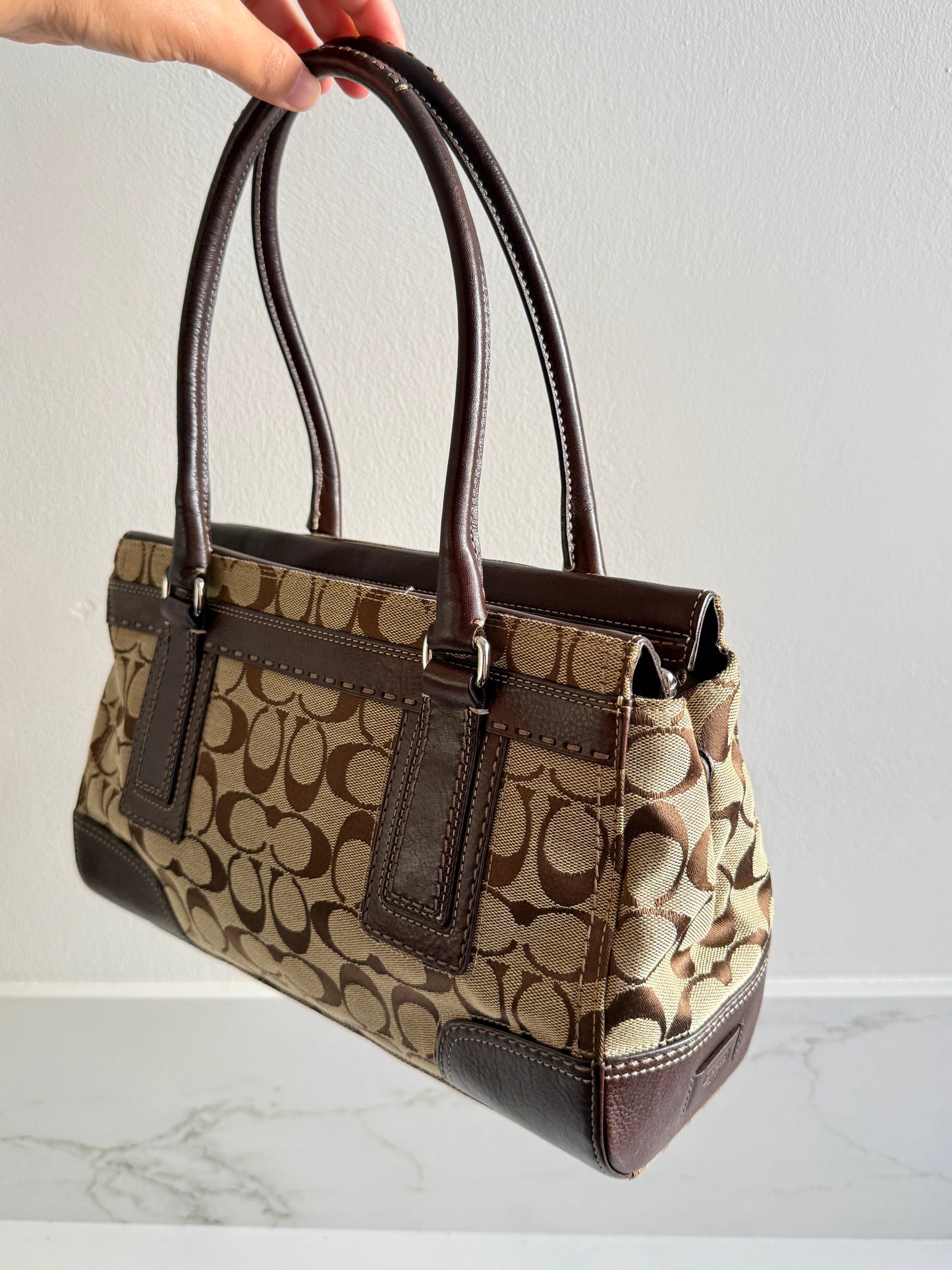 Rare Coach Hampton Signature Shoulder Bag