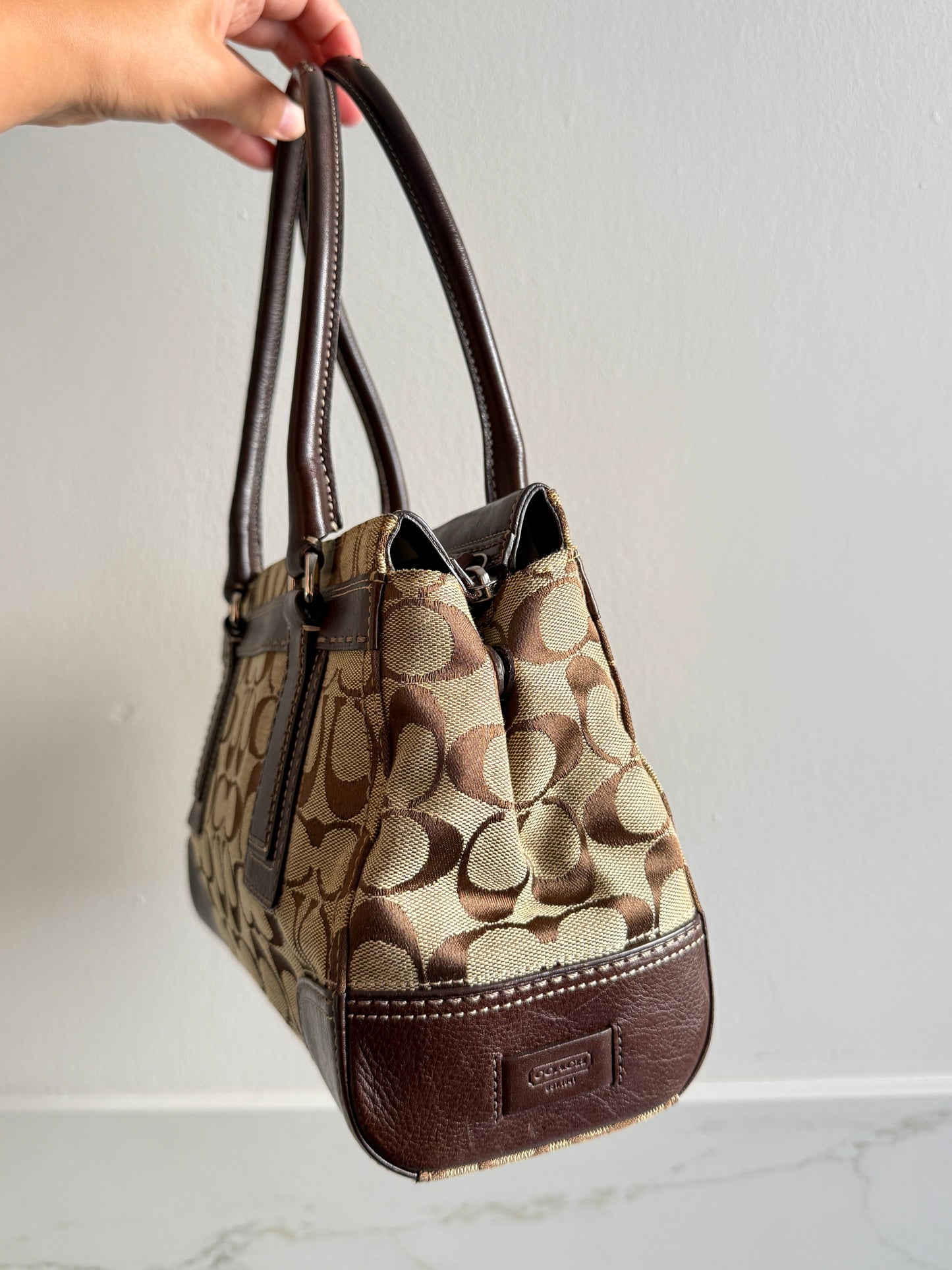 Rare Coach Hampton Signature Shoulder Bag