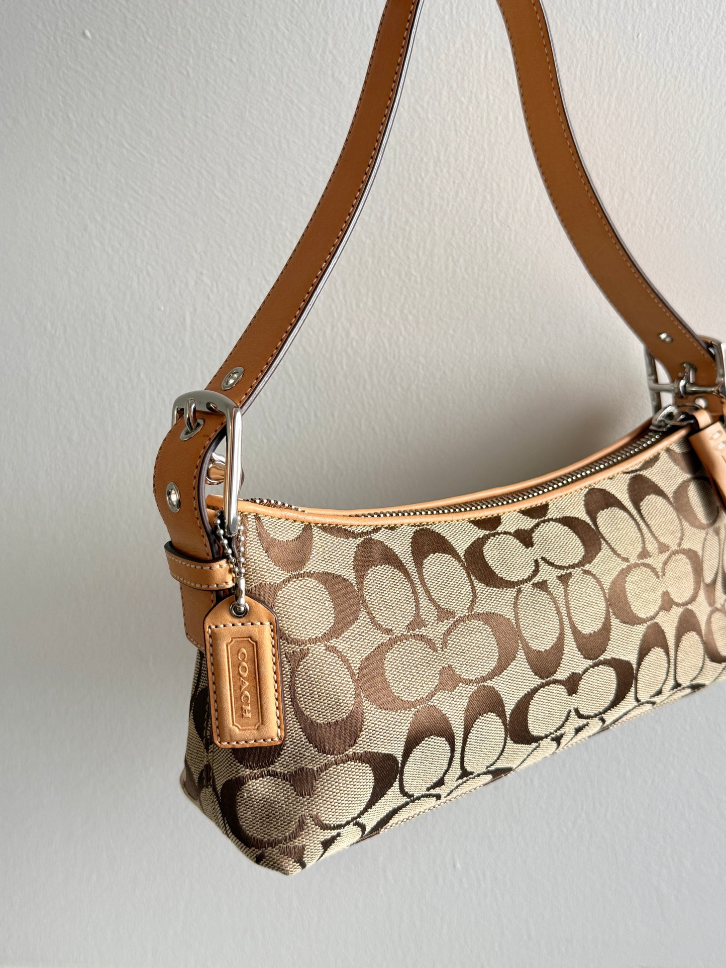 Rare Coach East West Demi Baguette Bag