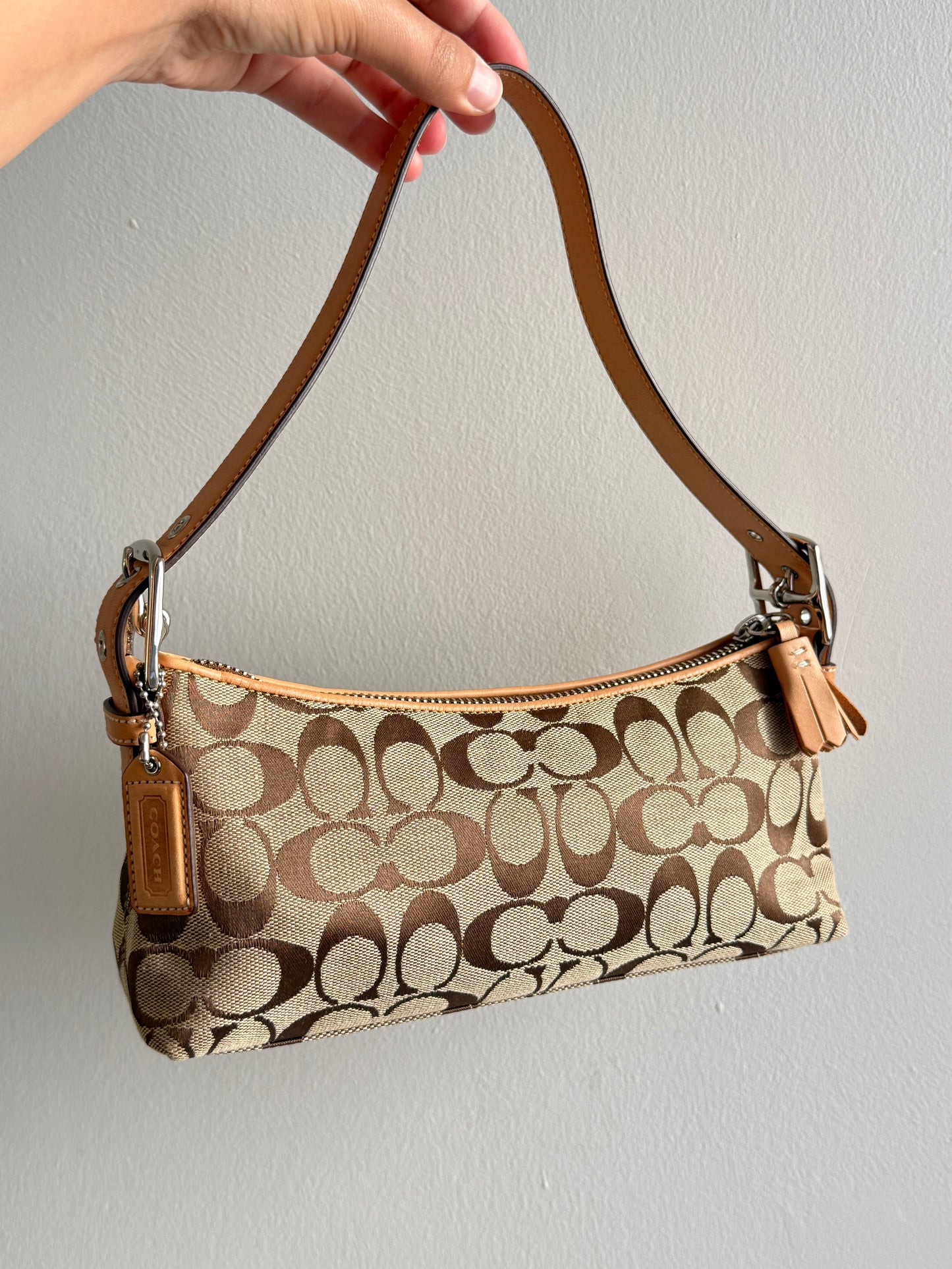 Rare Coach East West Demi Baguette Bag