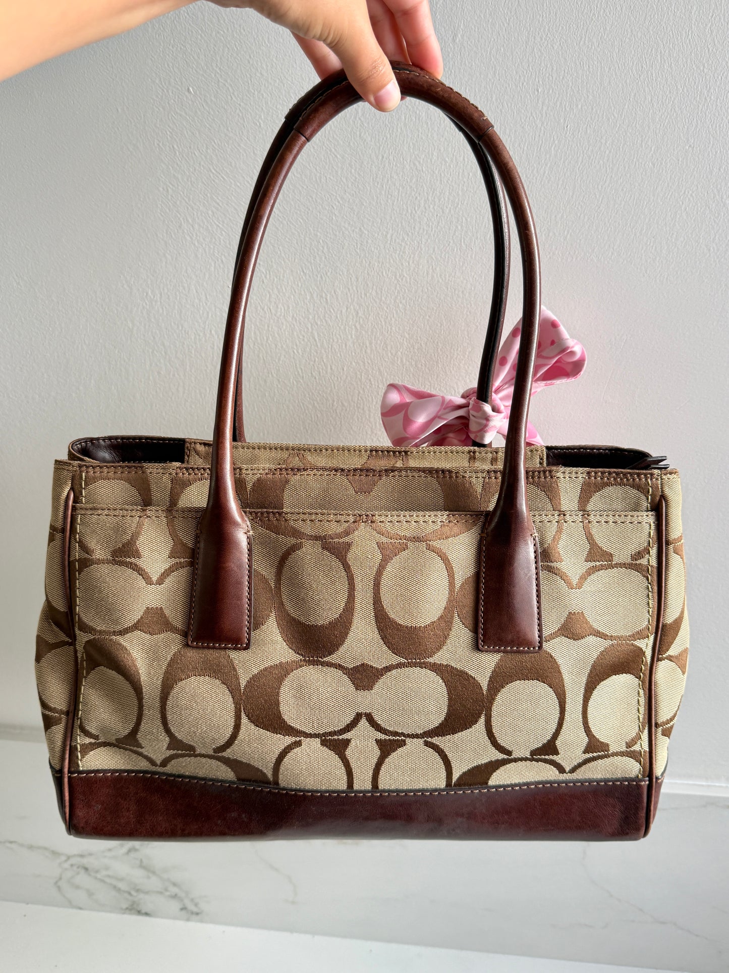 Coach Hampton Madeline Signature Shoulder Bag