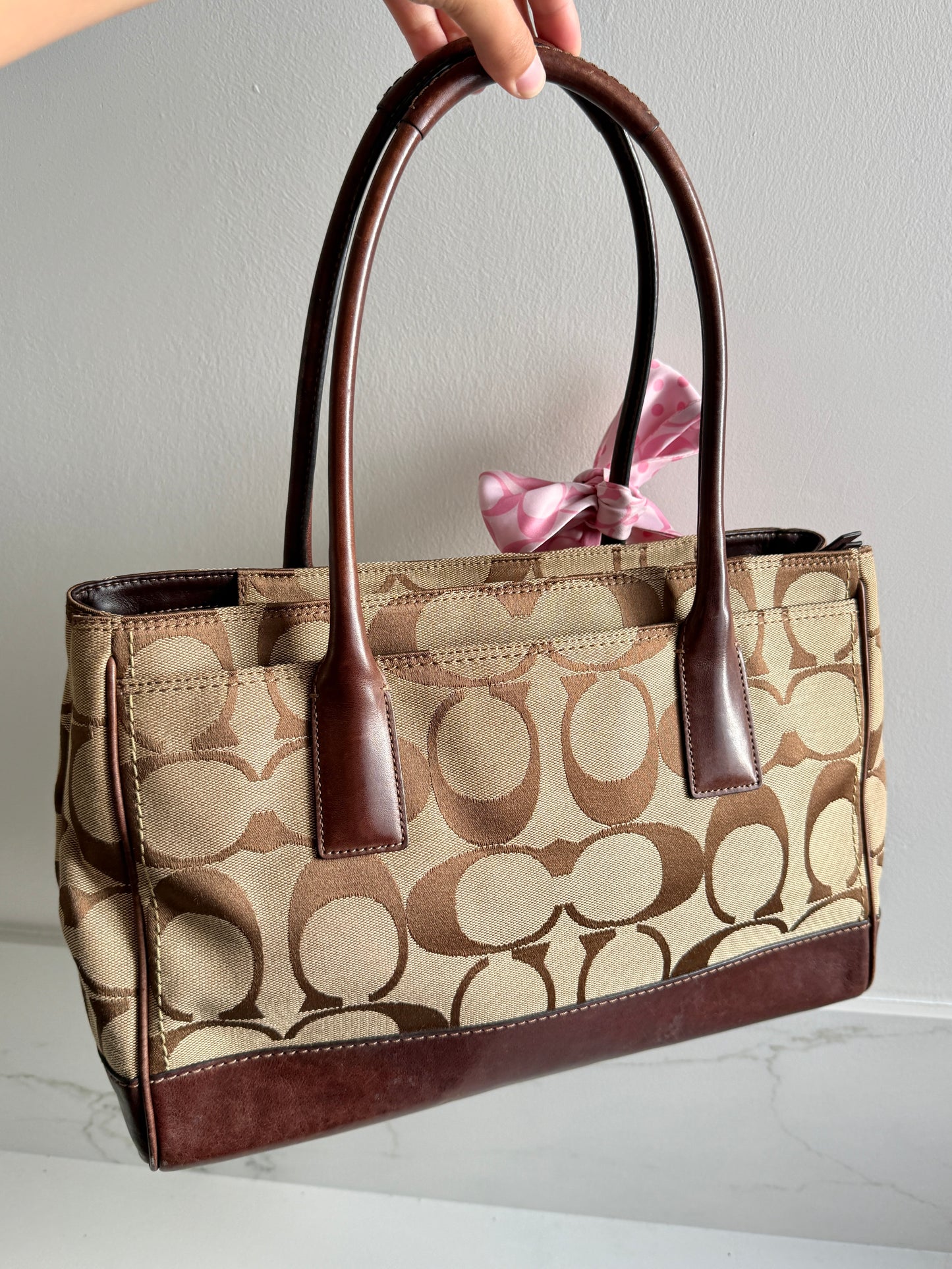 Coach Hampton Madeline Signature Shoulder Bag