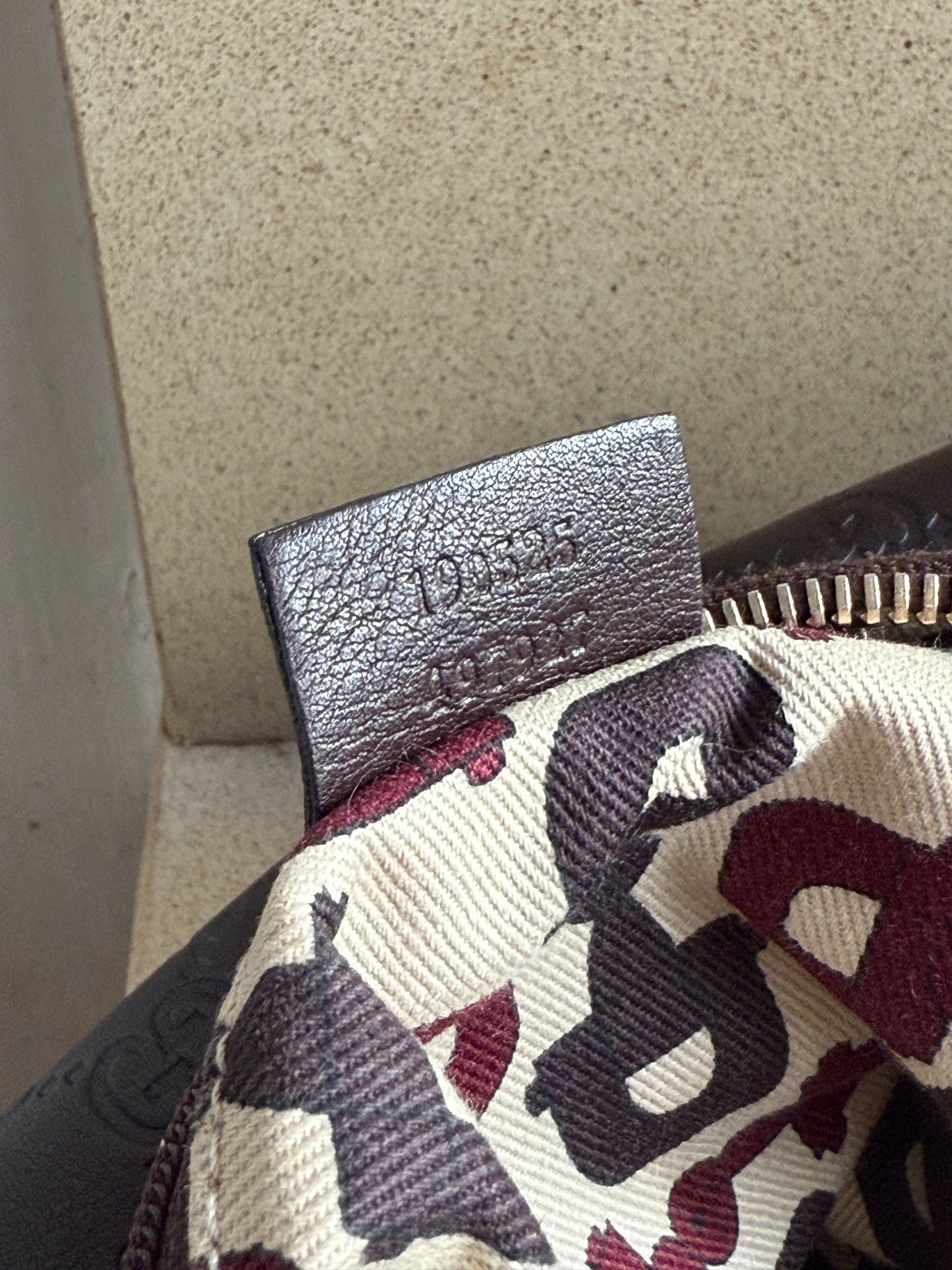 Super Rare Gucci Abbey D Ring Leather Shoulder Bag
