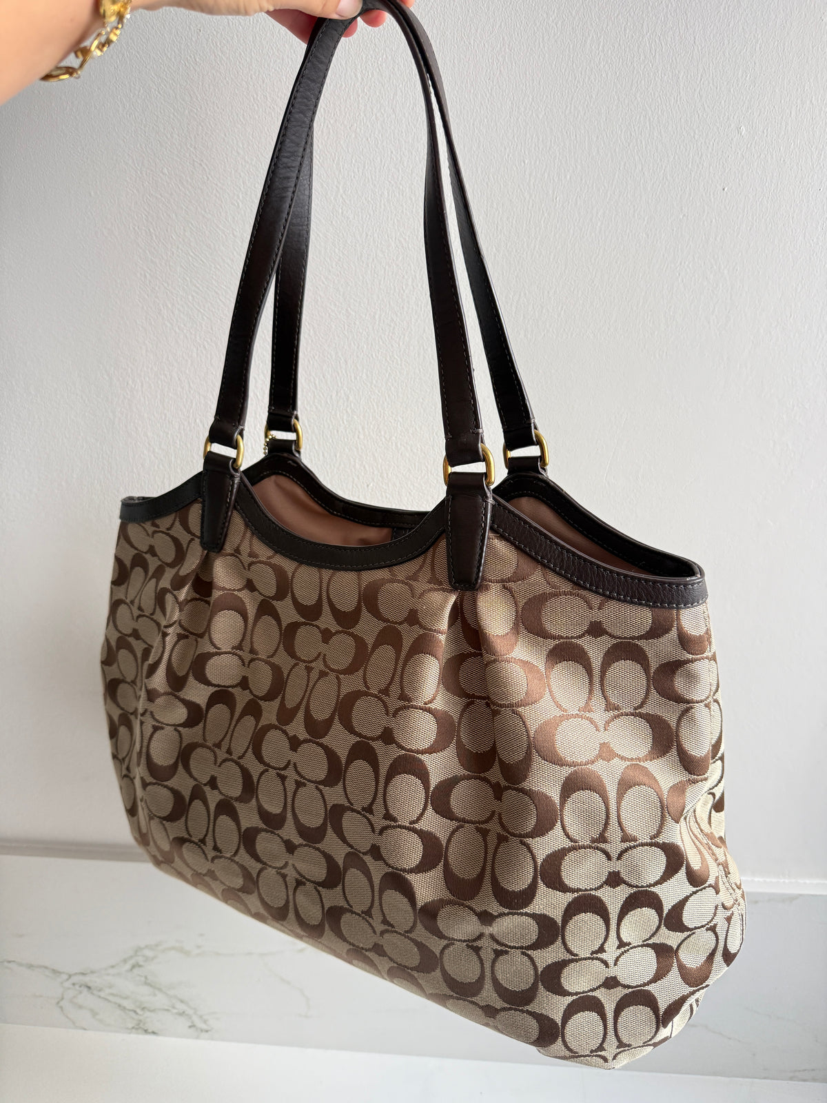 Super Rare Coach Devin Signature Tote Shoulder Bag