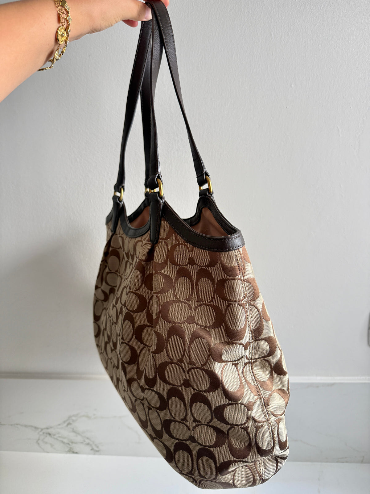 Super Rare Coach Devin Signature Tote Shoulder Bag