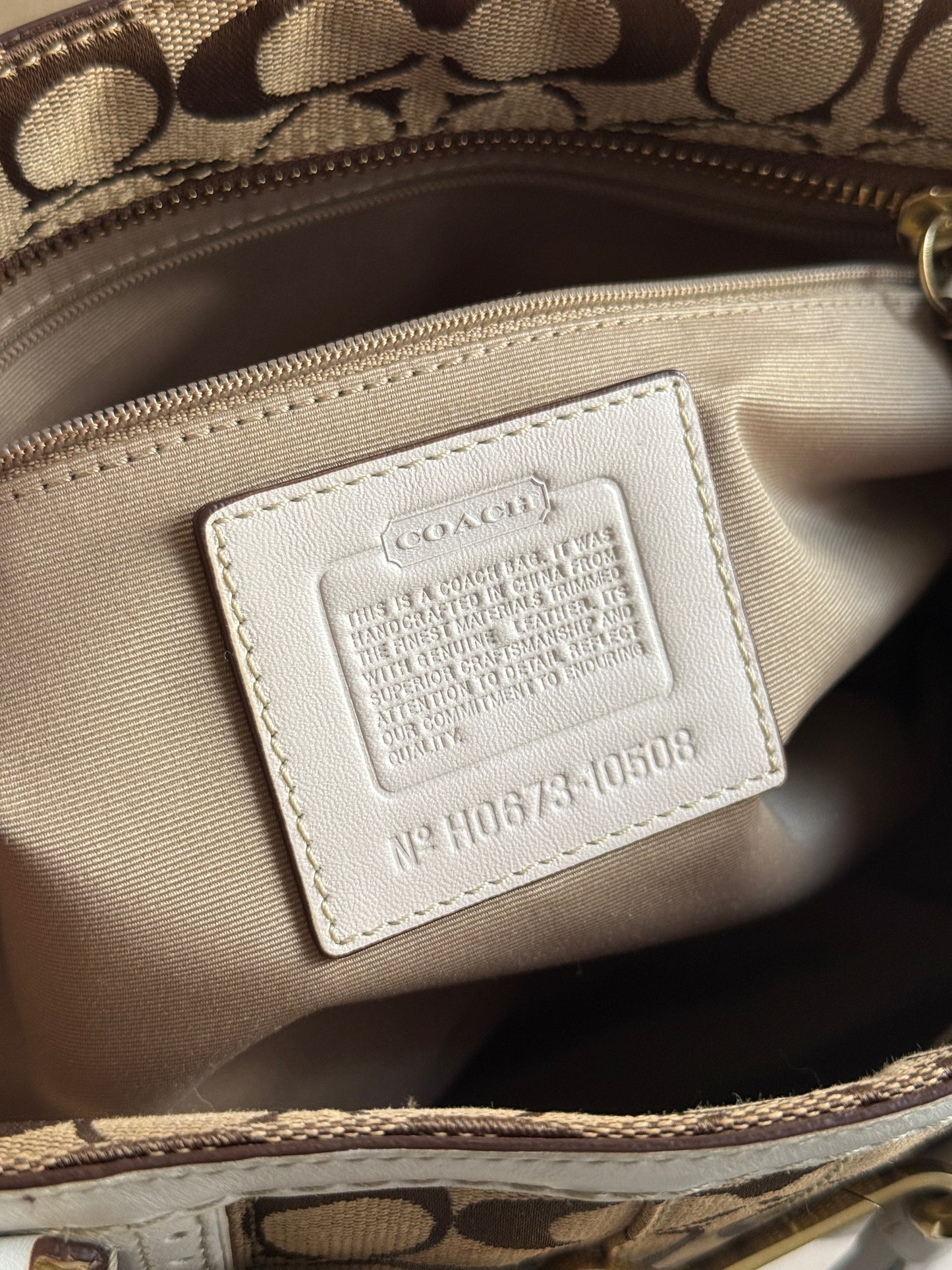 Rare Coach Hampton Signature Shoulder Bag