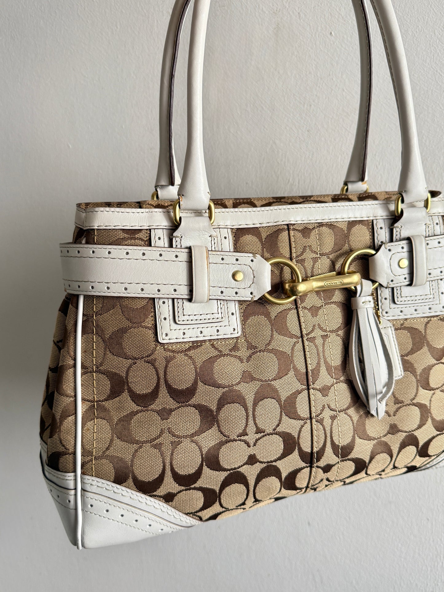 Rare Coach Hampton Signature Shoulder Bag