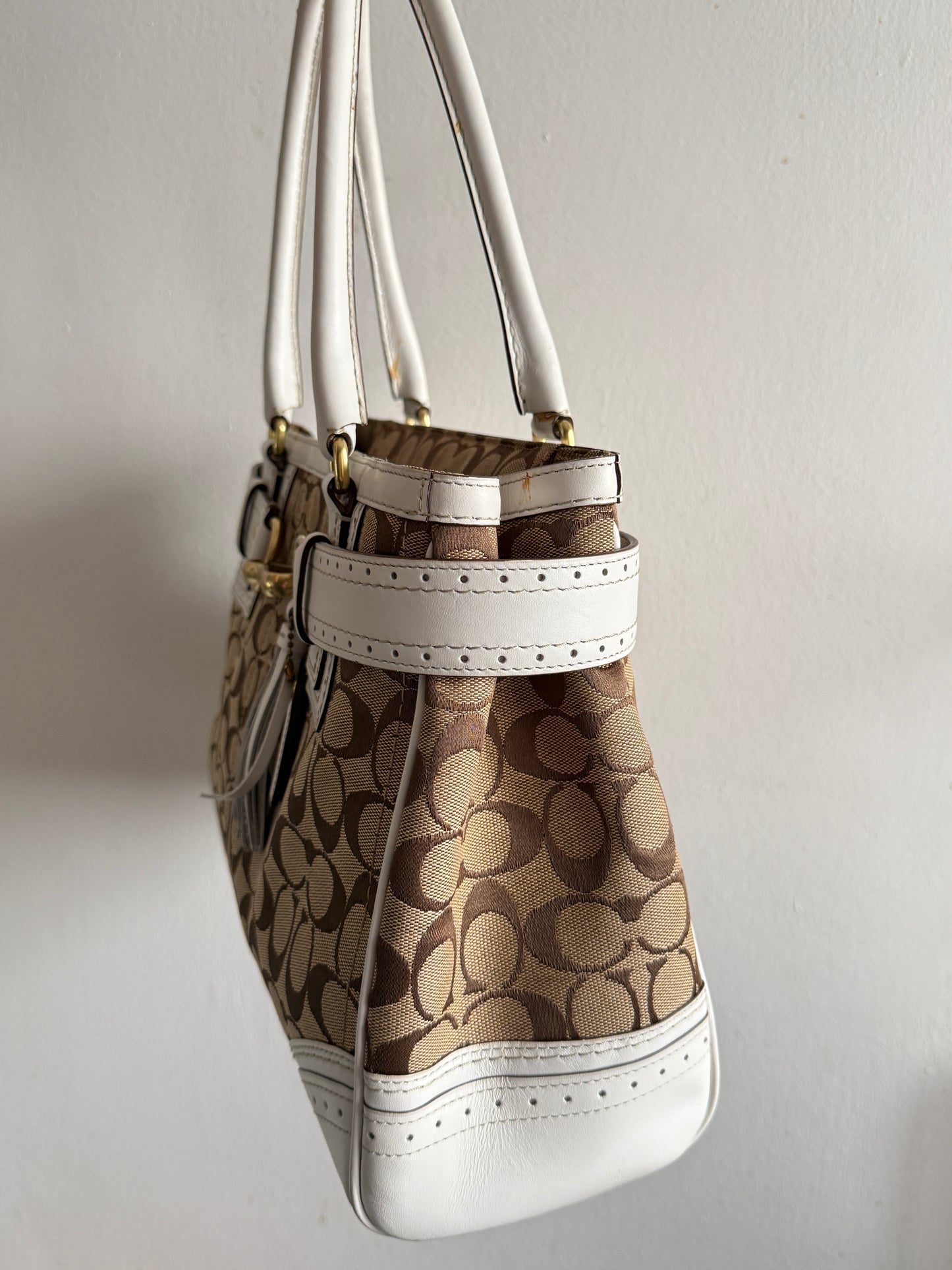 Rare Coach Hampton Signature Shoulder Bag