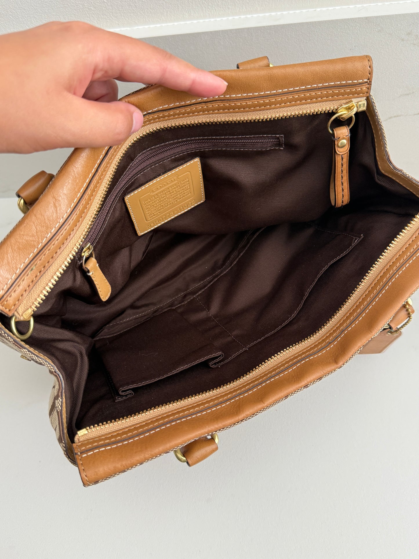 Coach Hampton Signature Shoulder Bag