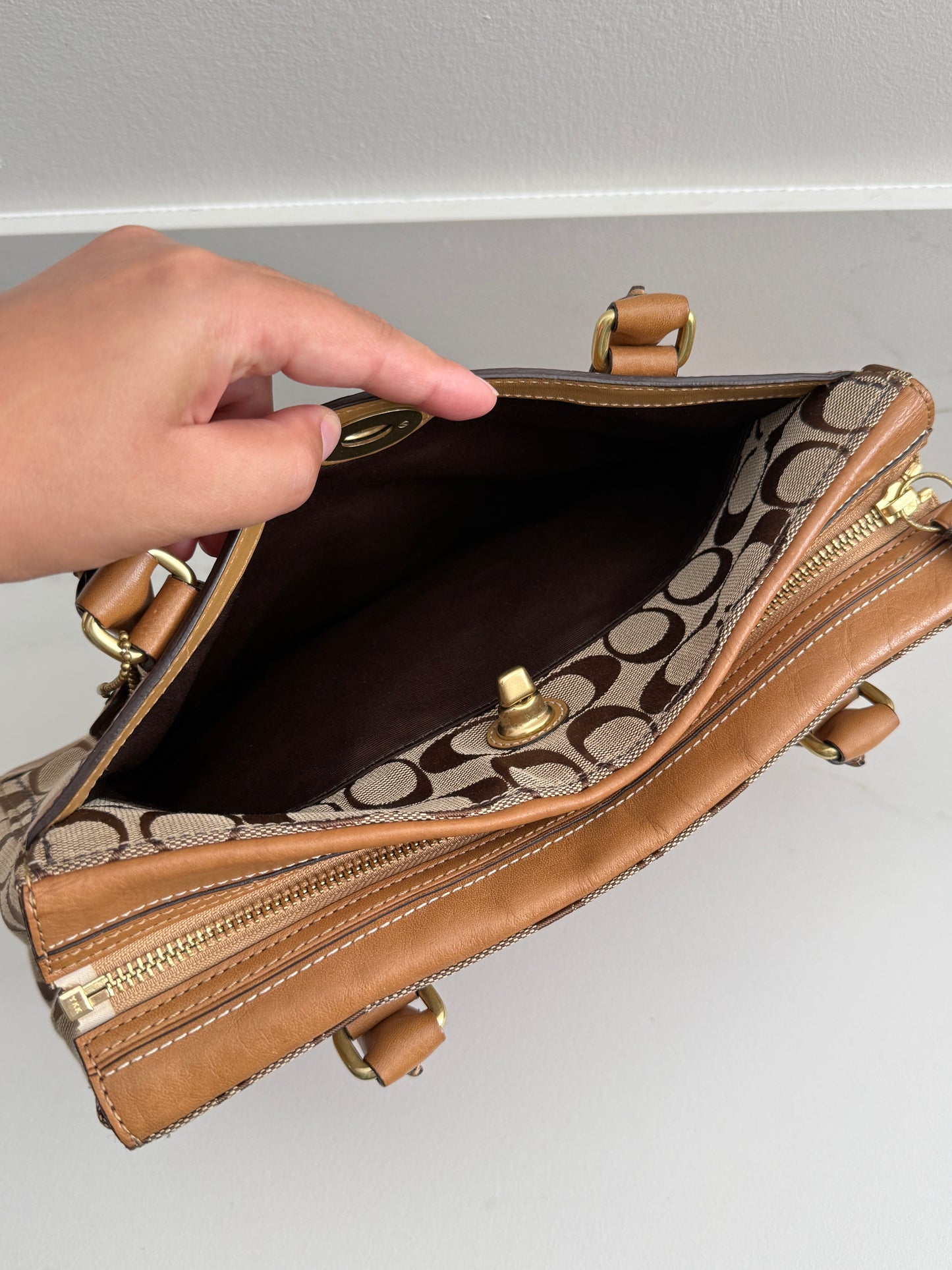 Coach Hampton Signature Shoulder Bag