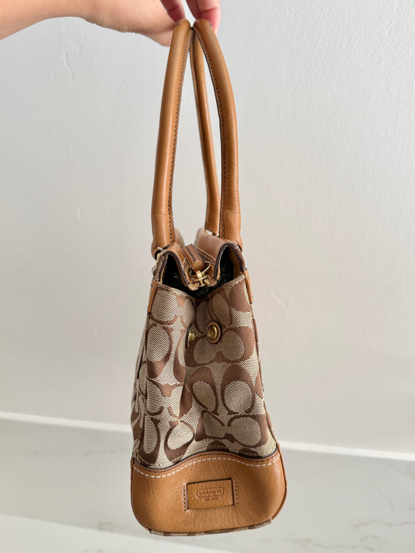 Coach Hampton Signature Shoulder Bag