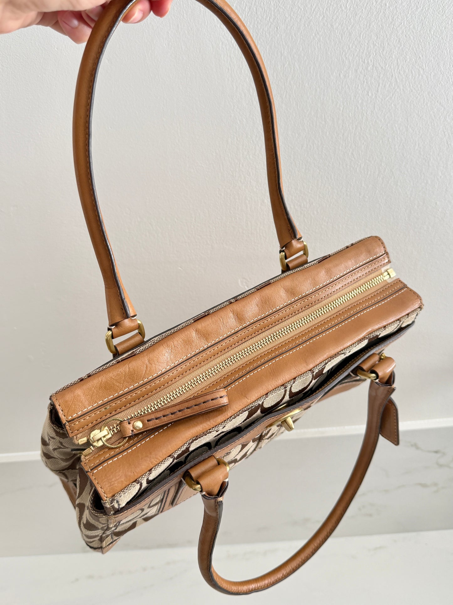 Coach Hampton Signature Shoulder Bag