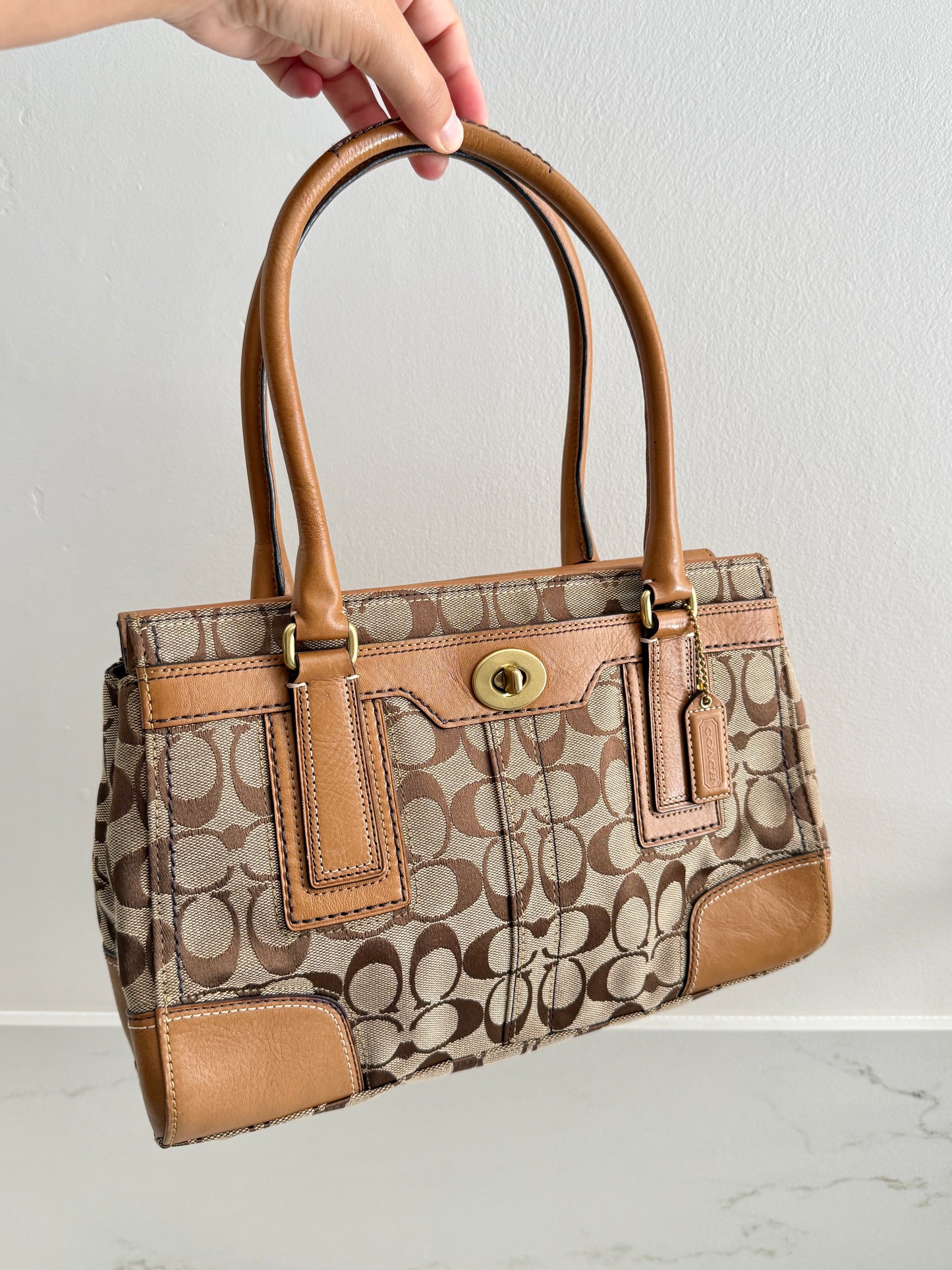 Coach Hampton Signature Shoulder Bag