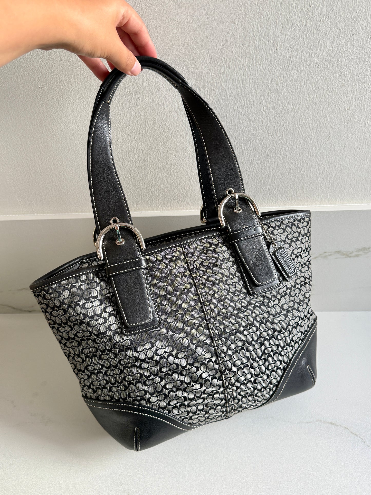 Super Rare Coach Soho Signature Tote Shoulder Bag