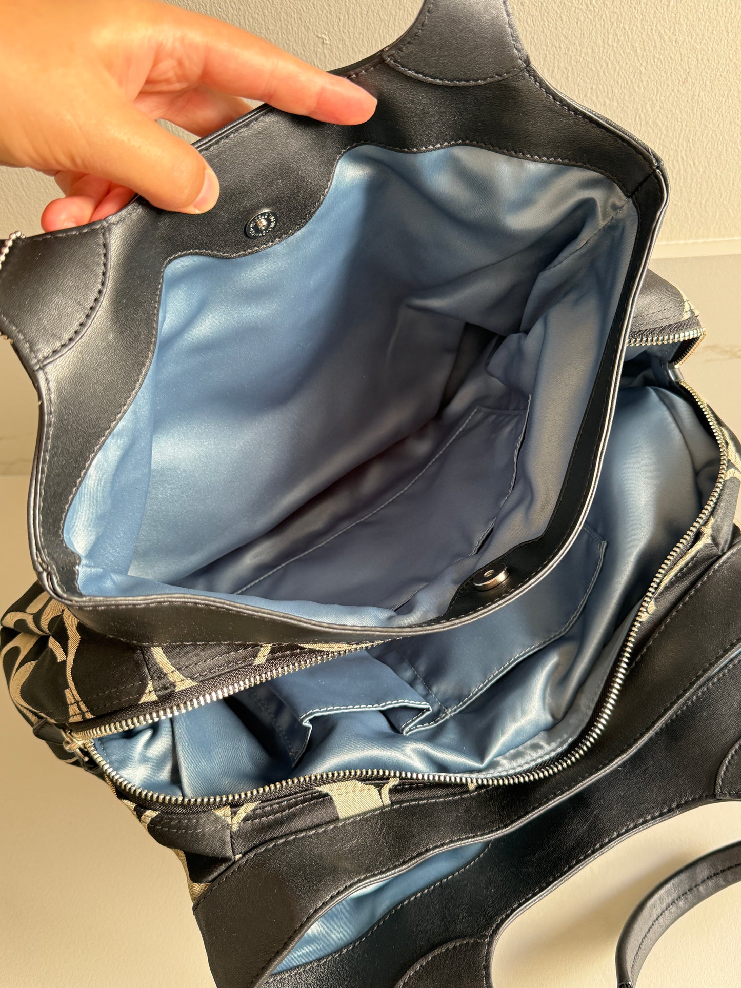 Rare Coach Lexi Signature Shoulder Bag