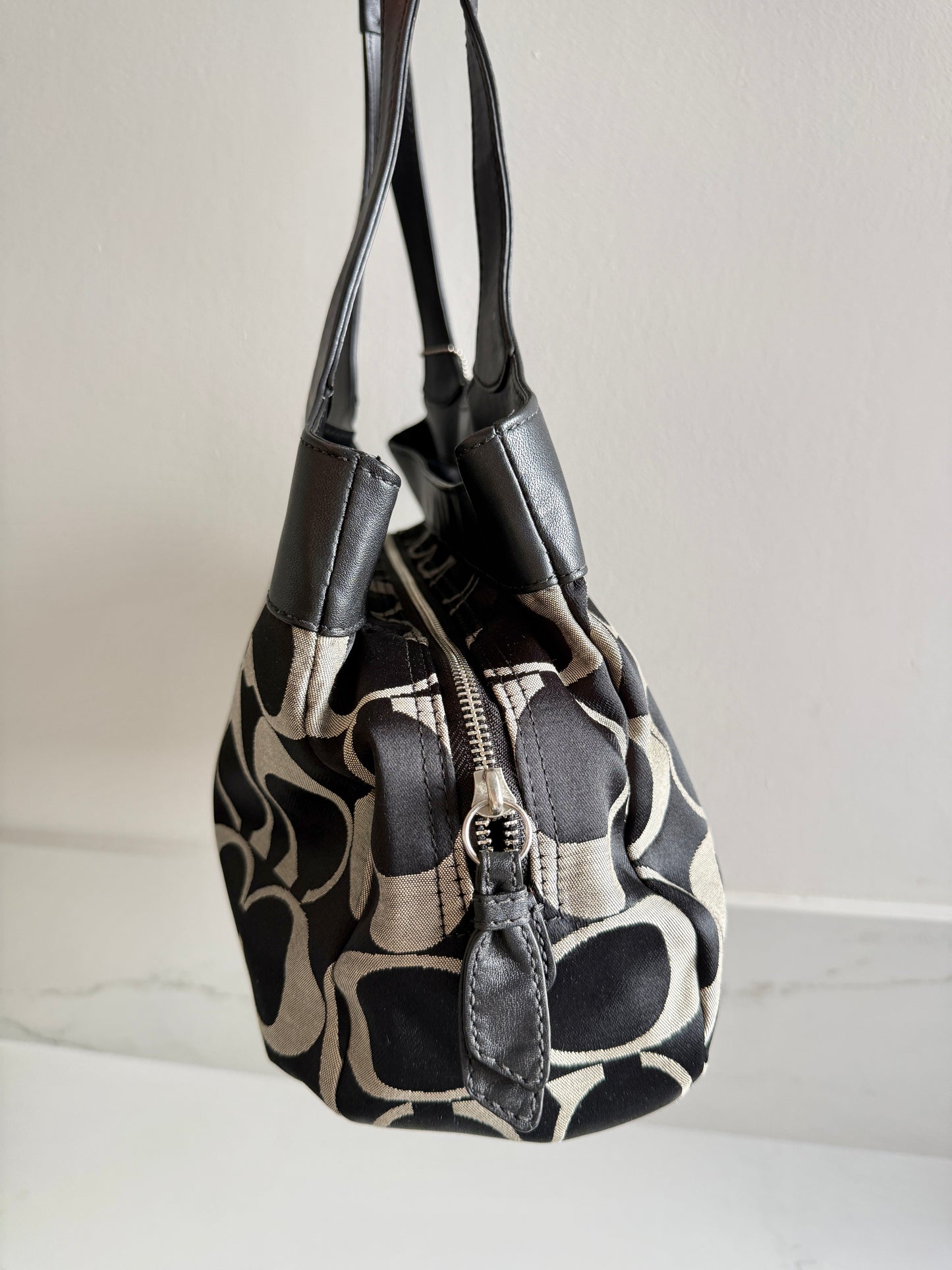 Rare Coach Lexi Signature Shoulder Bag
