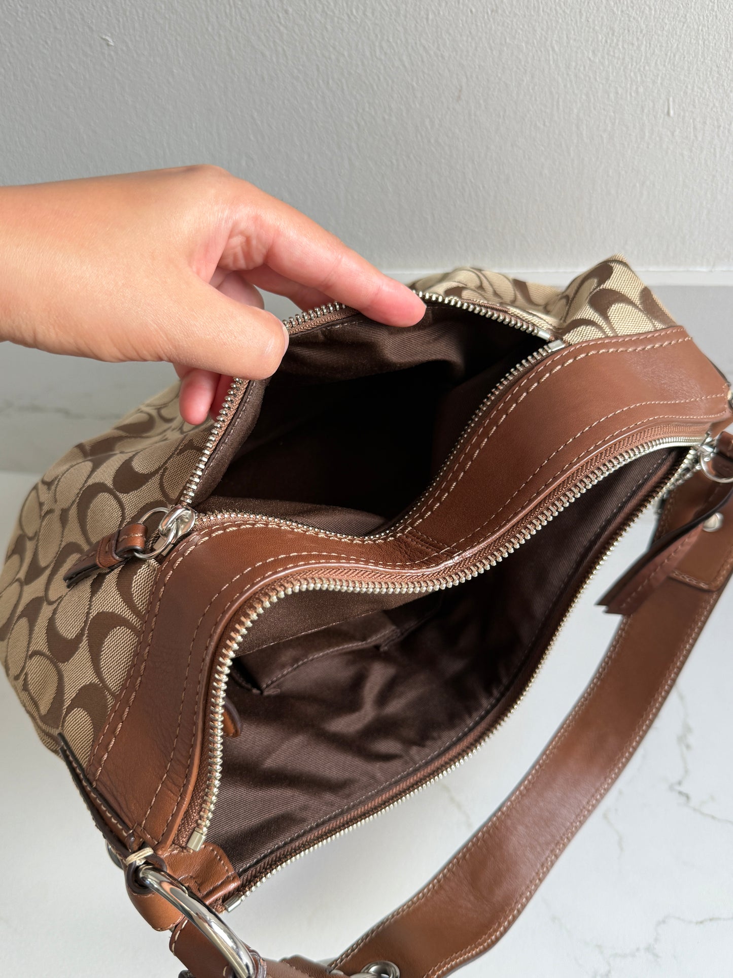 Super Rare Coach Soho Hobo Signature Shoulder Bag