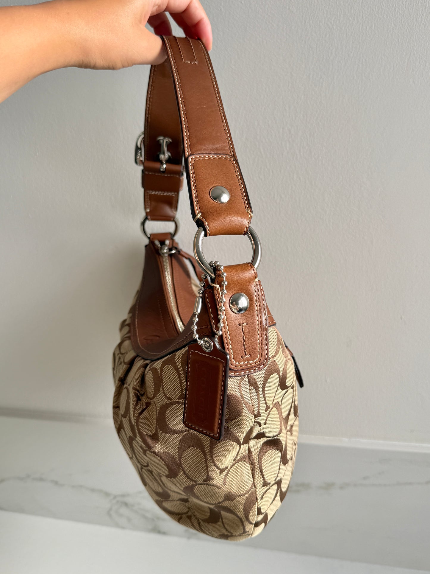 Super Rare Coach Soho Hobo Signature Shoulder Bag