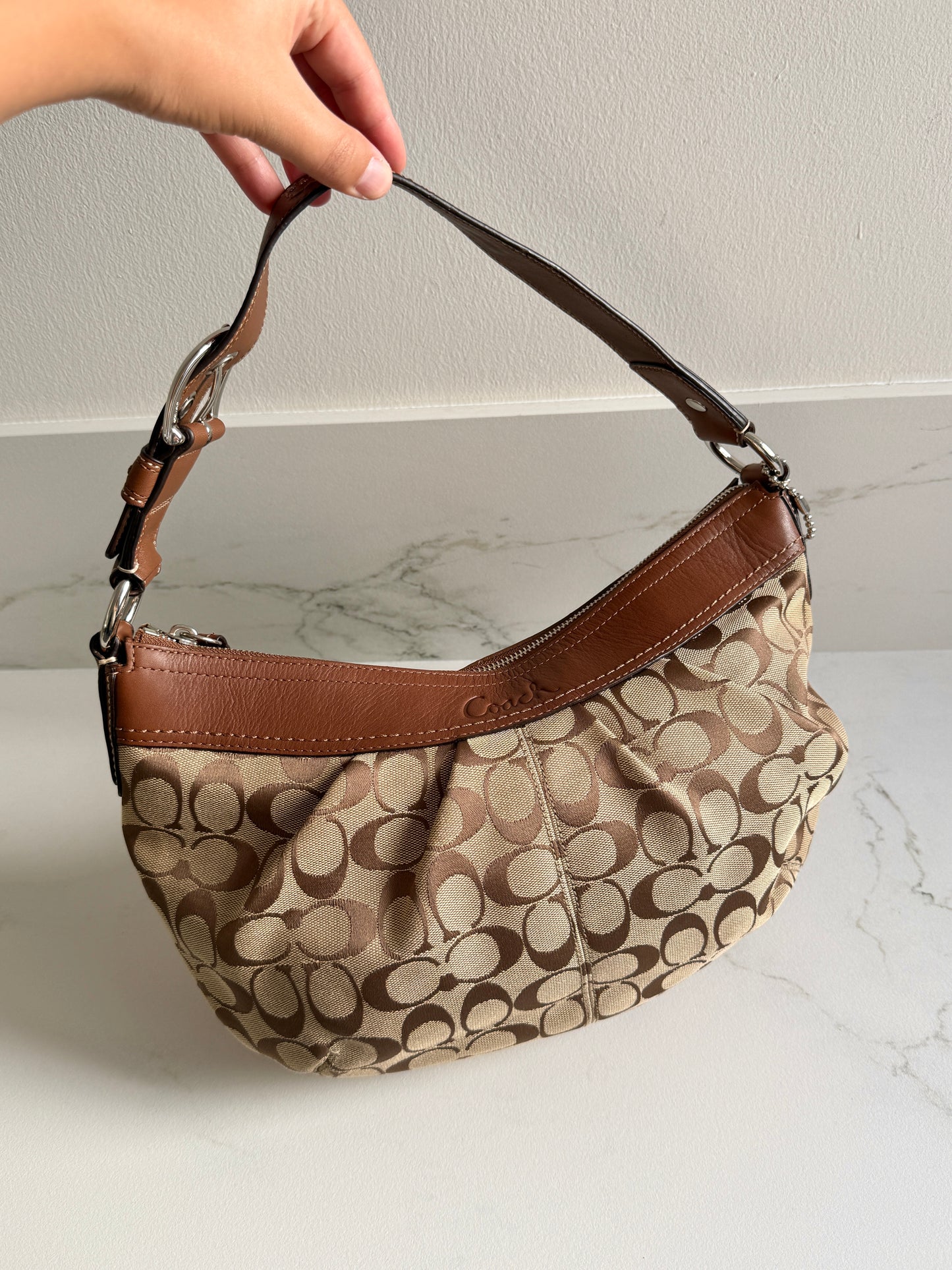 Super Rare Coach Soho Hobo Signature Shoulder Bag