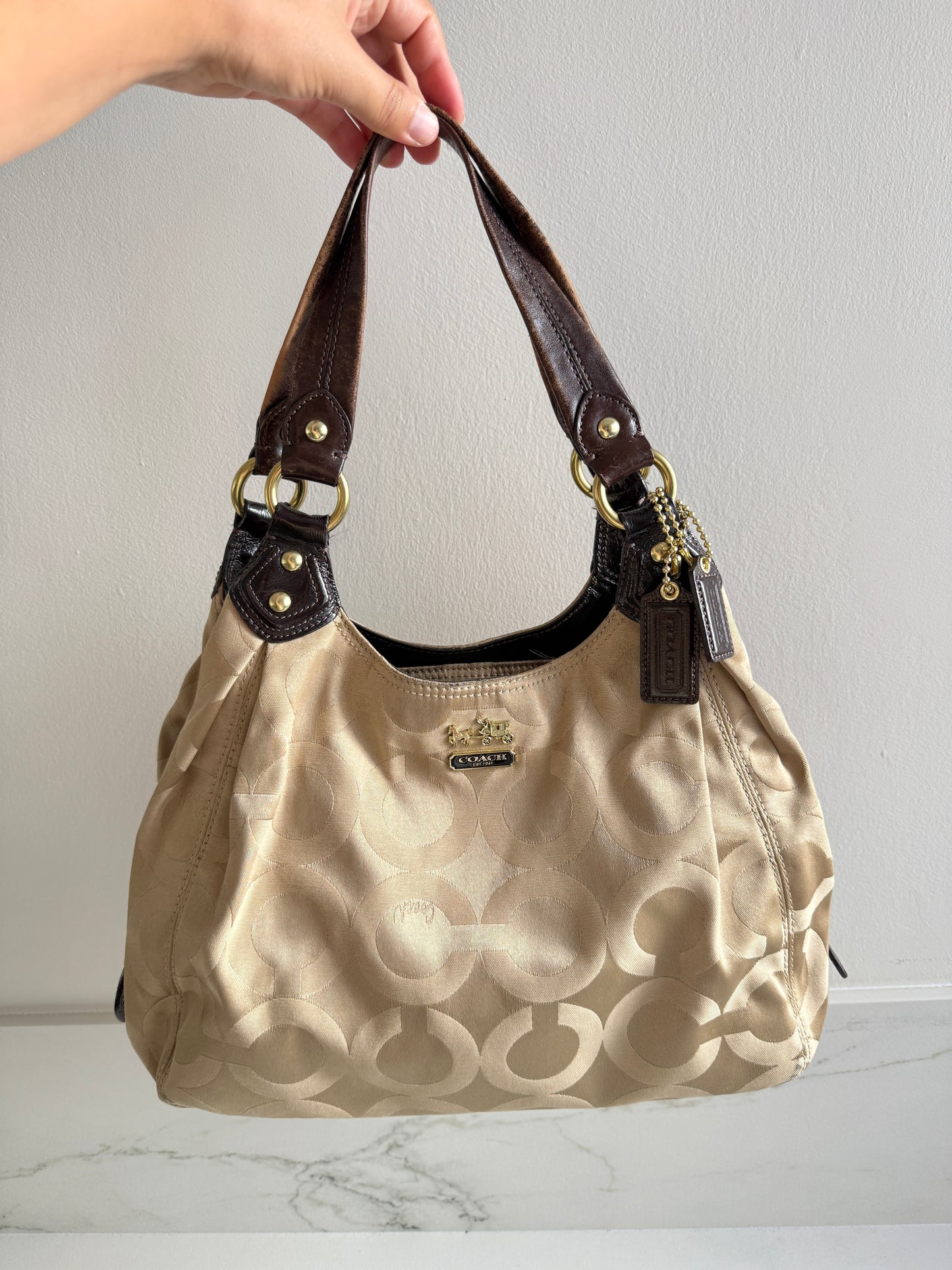 Super Rare Coach Madison Maggie Shoulder Bag
