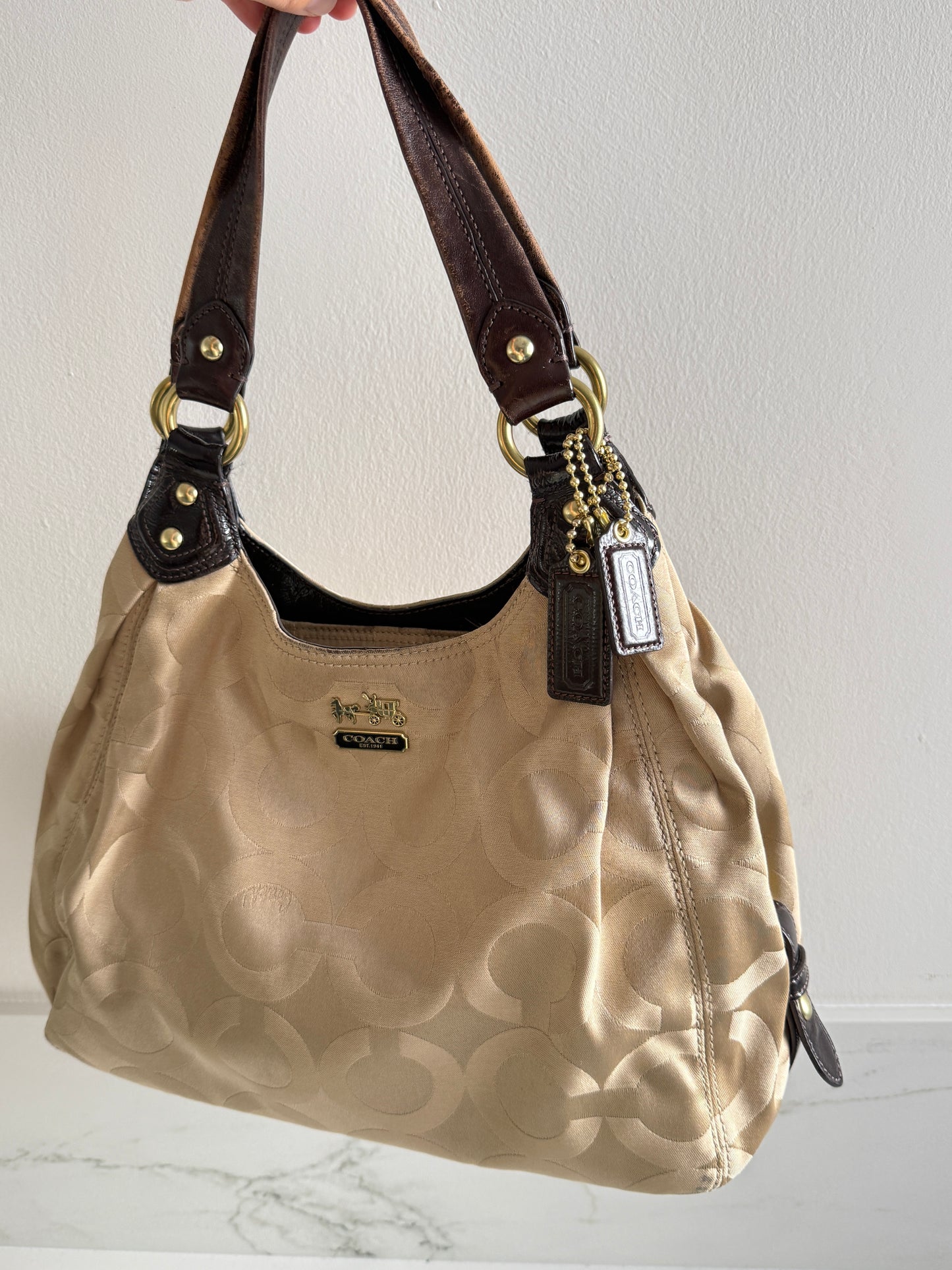 Super Rare Coach Madison Maggie Shoulder Bag