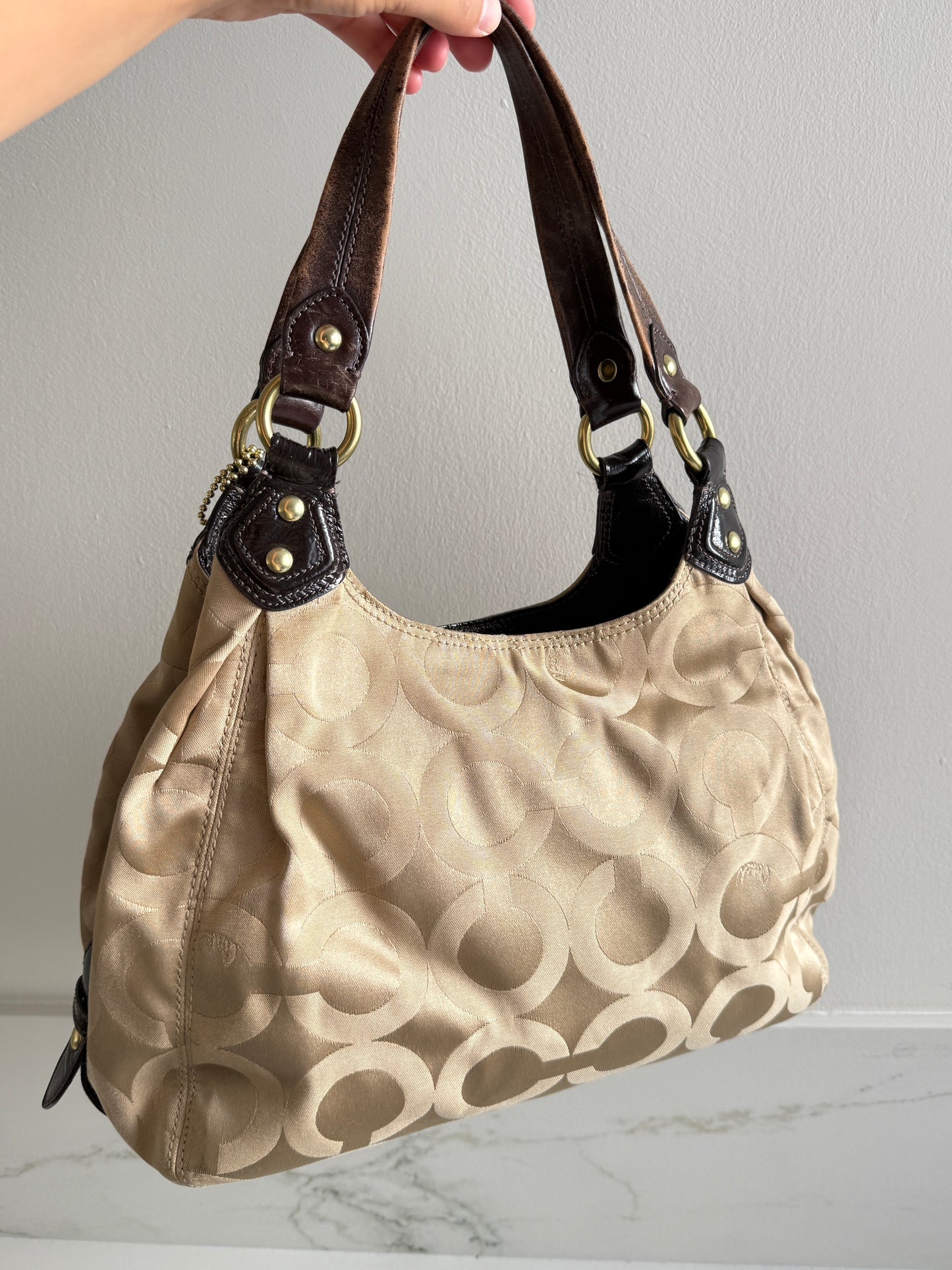 Super Rare Coach Madison Maggie Shoulder Bag