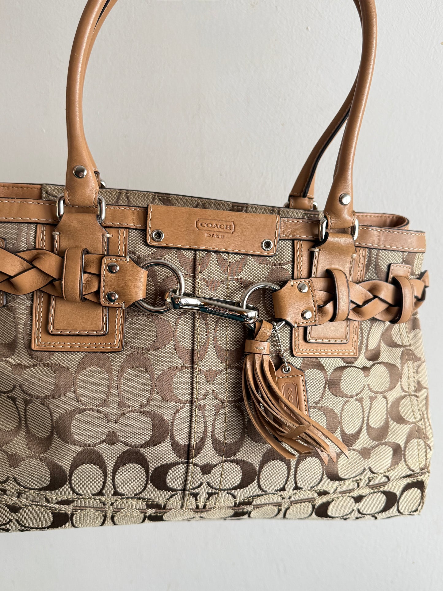 Super Rare Coach Hampton Signature Shoulder Bag