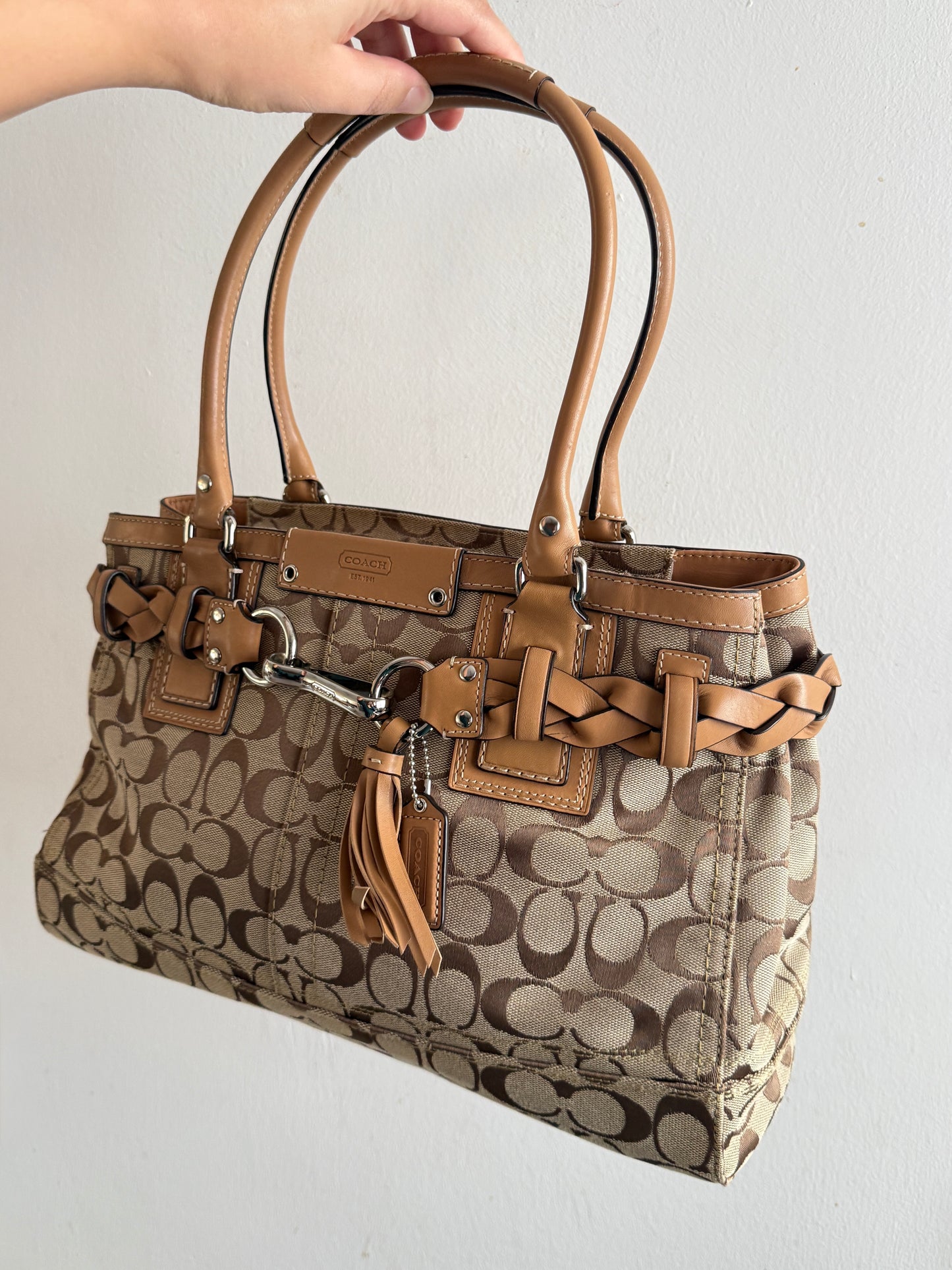 Super Rare Coach Hampton Signature Shoulder Bag