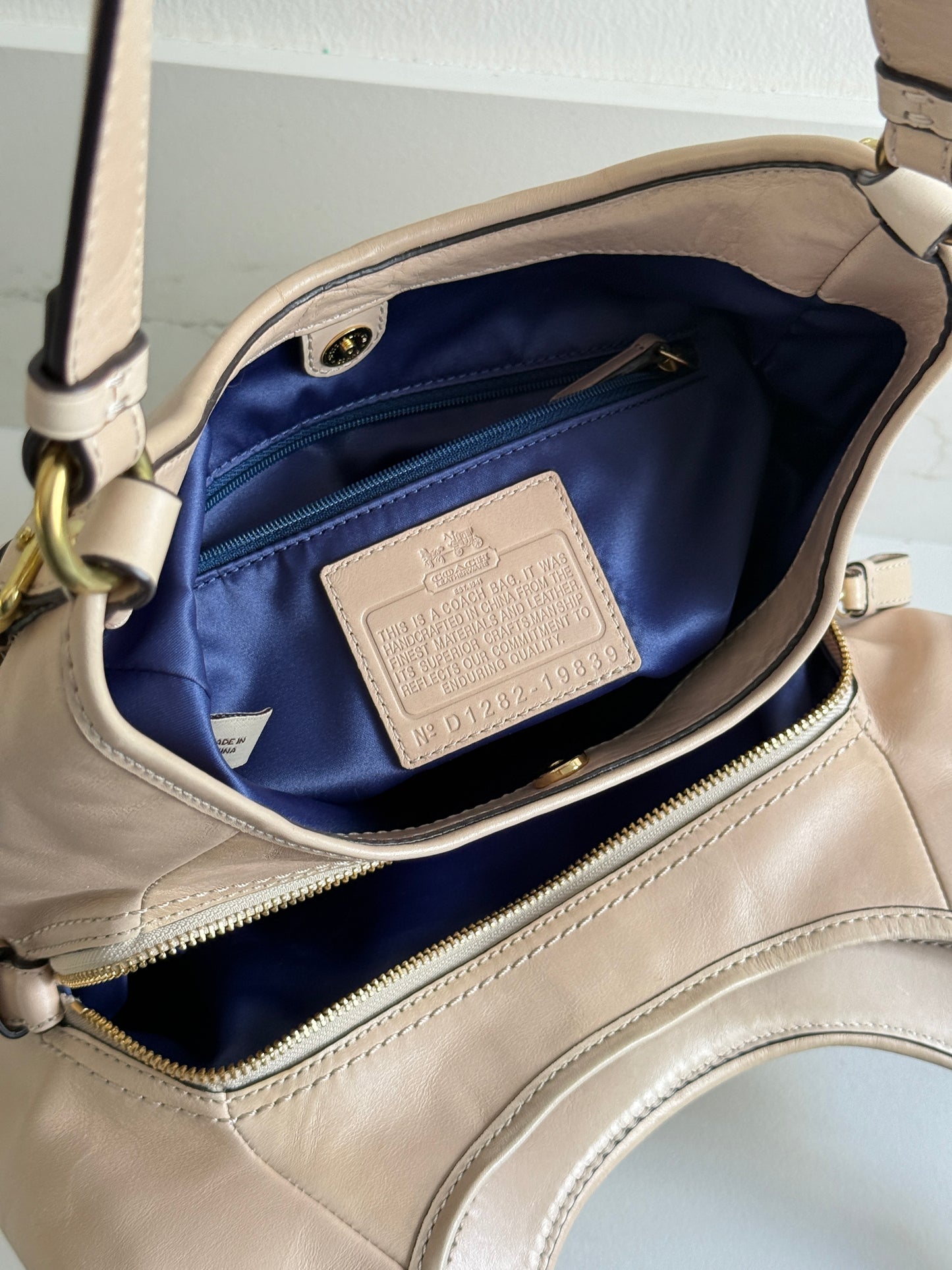 Rare Coach Madison Maggie Shoulder Bag